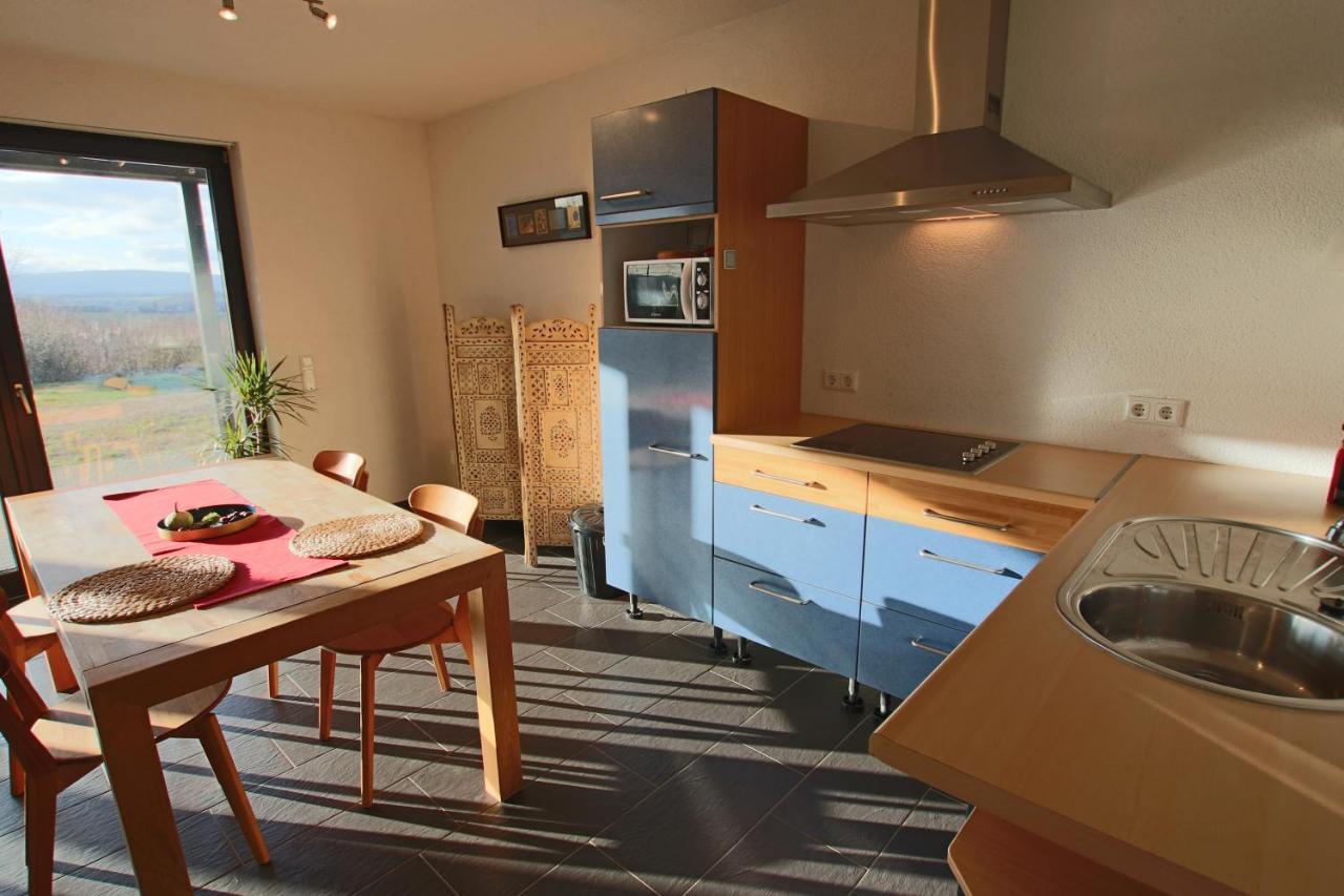 Hunsrueck Valley View Apartment With Cedar Sauna Bruschied Luaran gambar
