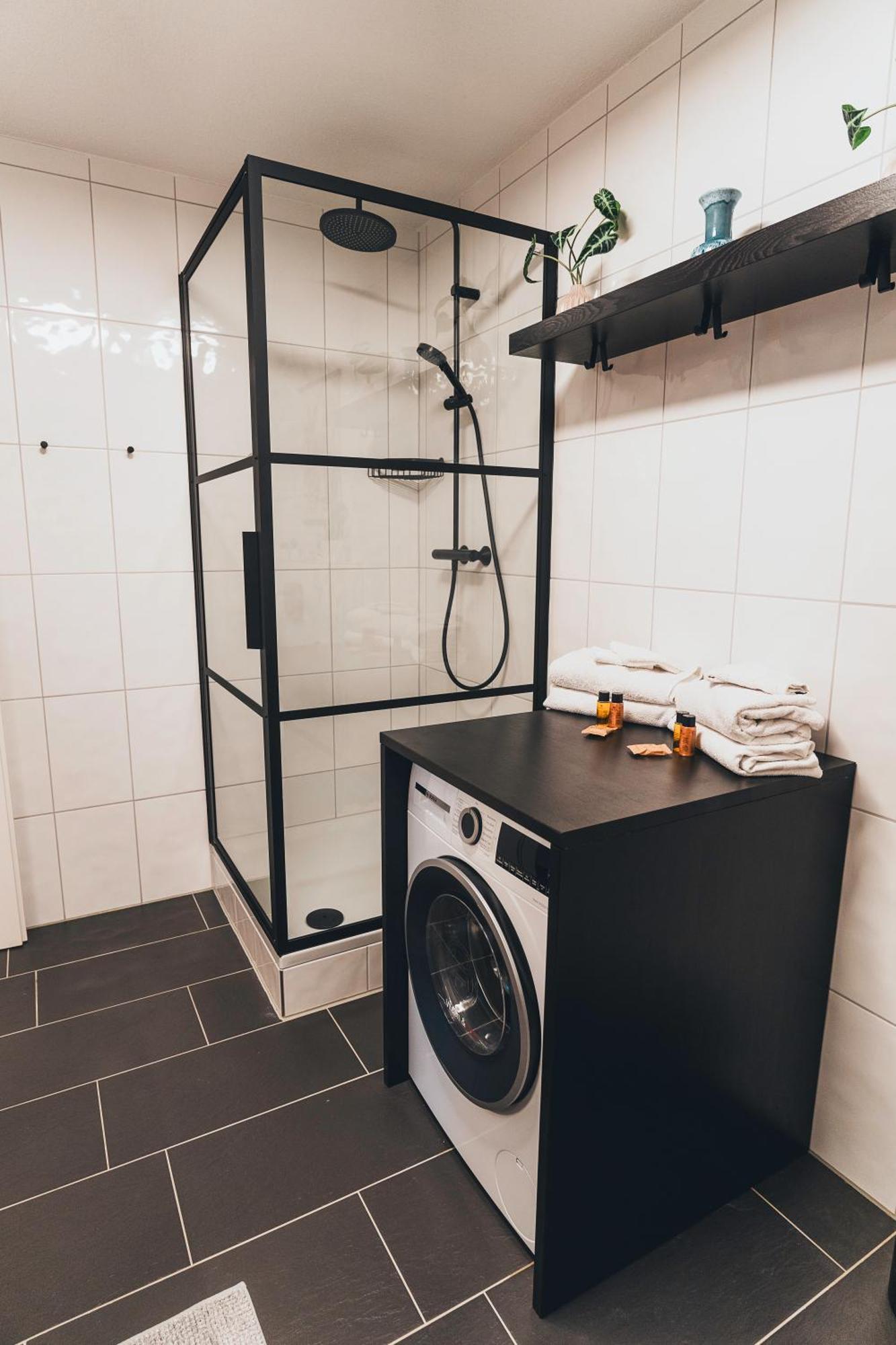 Hunsrueck Valley View Apartment With Cedar Sauna Bruschied Luaran gambar
