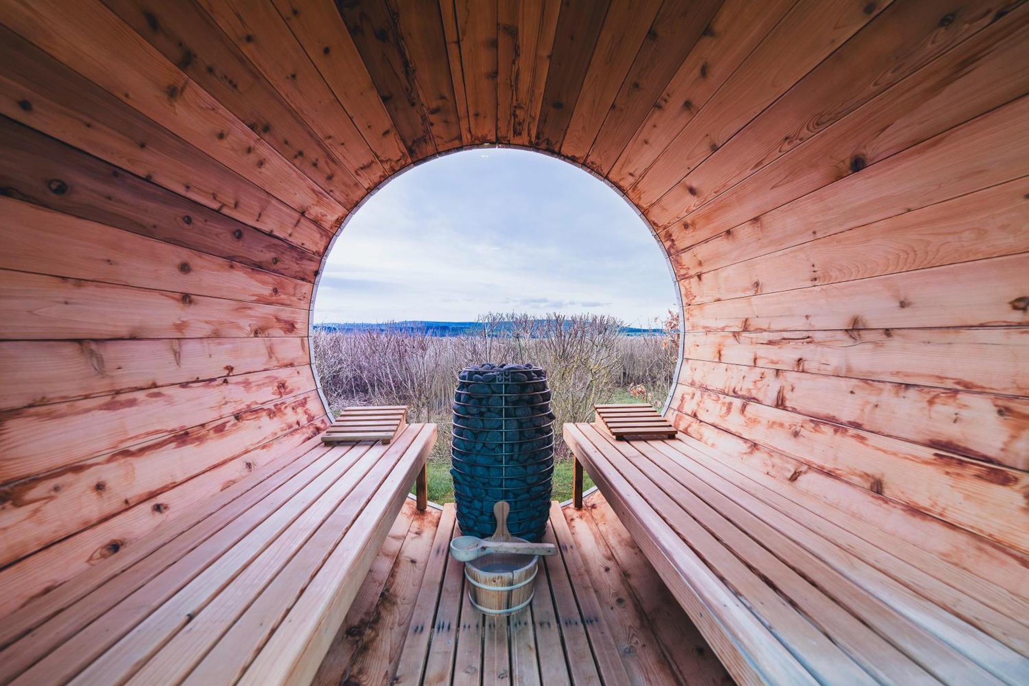 Hunsrueck Valley View Apartment With Cedar Sauna Bruschied Luaran gambar