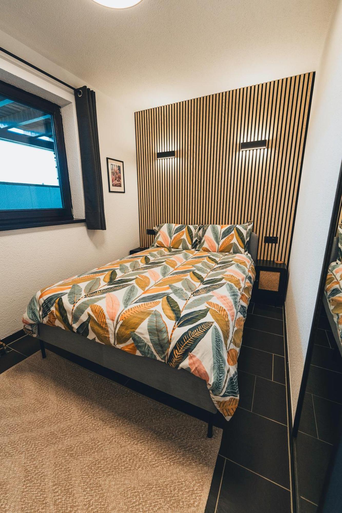 Hunsrueck Valley View Apartment With Cedar Sauna Bruschied Luaran gambar