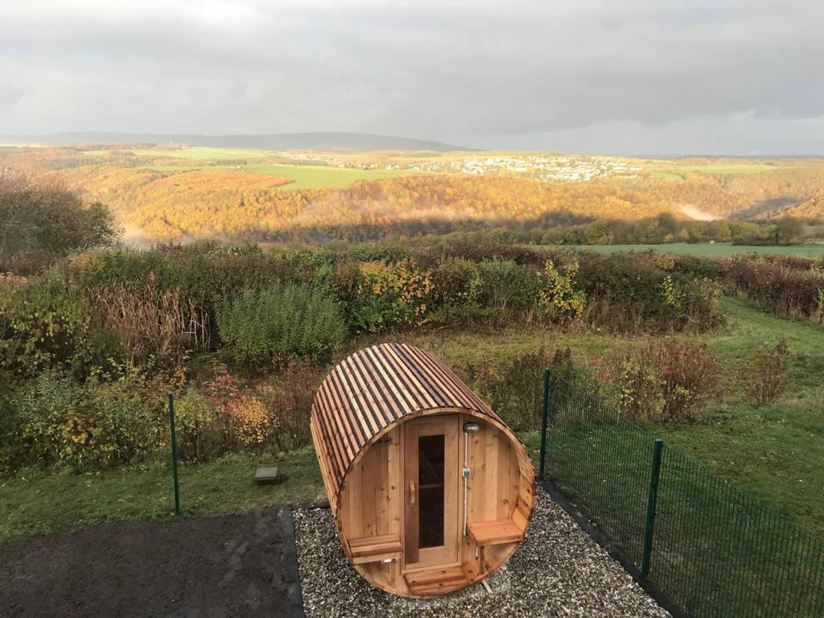 Hunsrueck Valley View Apartment With Cedar Sauna Bruschied Luaran gambar
